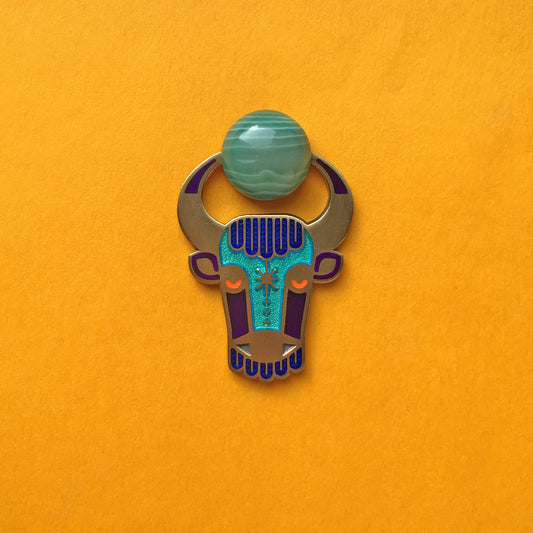Enzu Pin