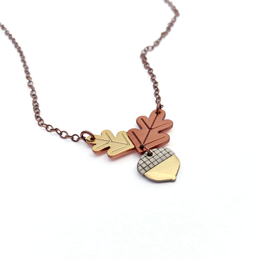Oak Necklace