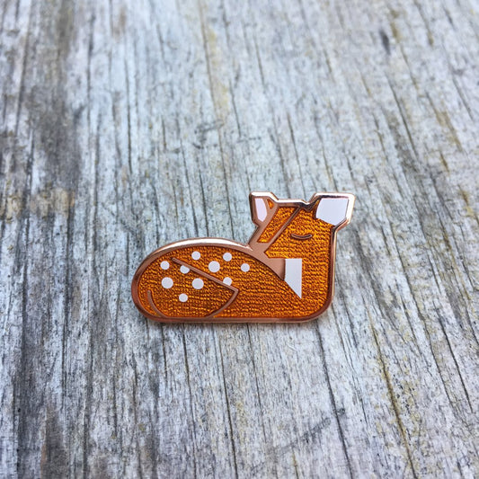 Goldie Fawn Pin